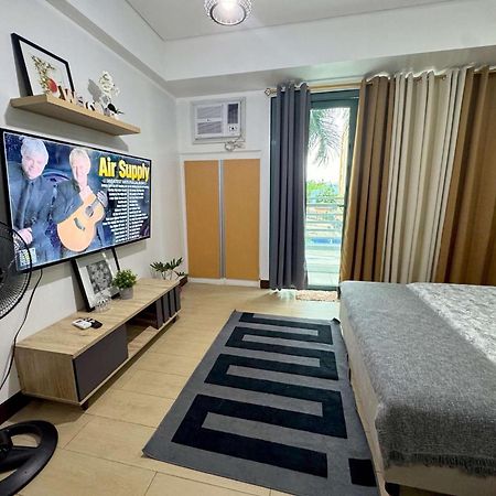 Two Palm Tree Villas Pasay Esterno foto