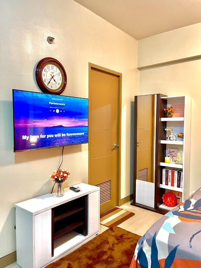 Two Palm Tree Villas Pasay Esterno foto